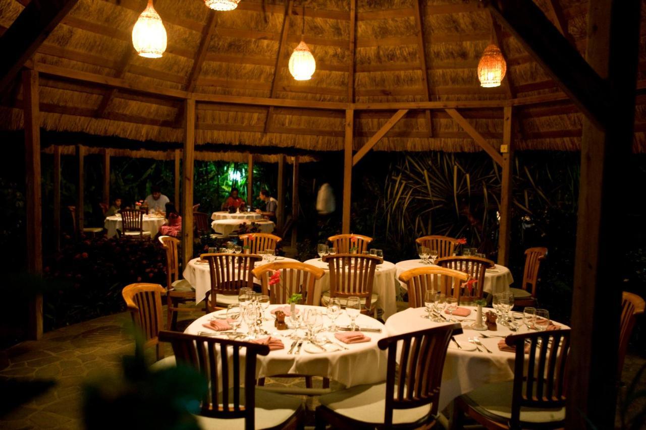 Calliaqua Young Island Resort מראה חיצוני תמונה