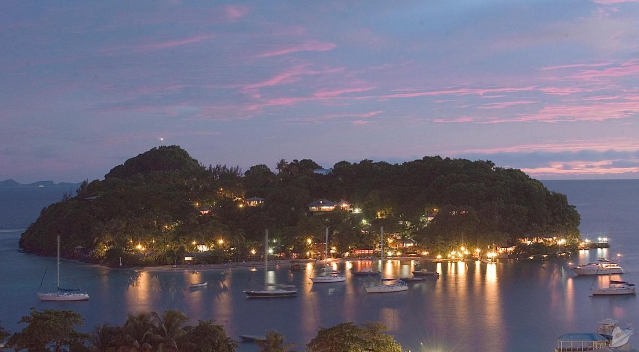 Calliaqua Young Island Resort מראה חיצוני תמונה
