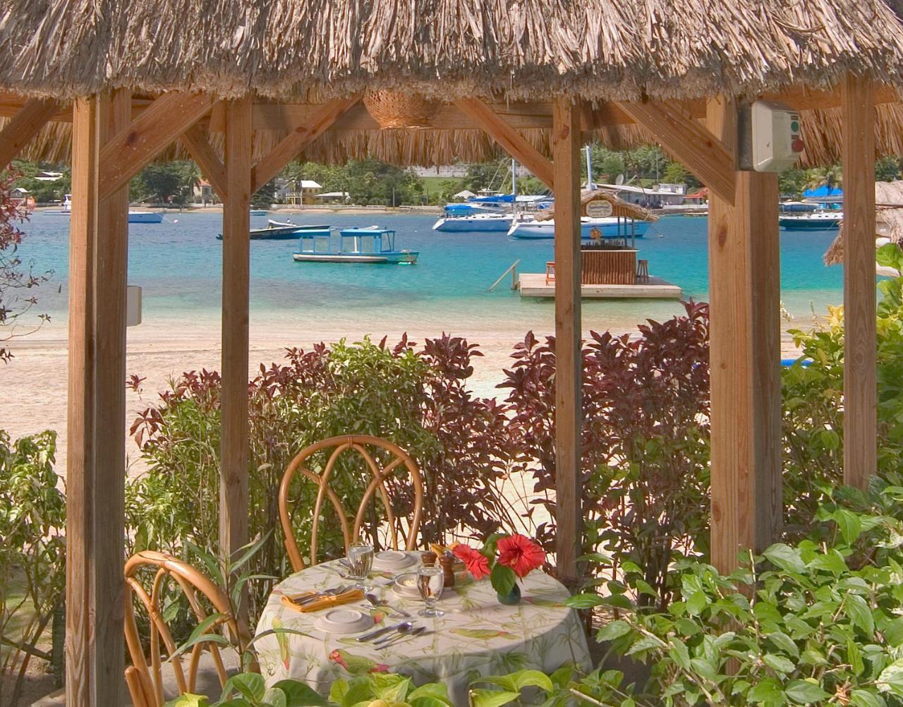 Calliaqua Young Island Resort מראה חיצוני תמונה